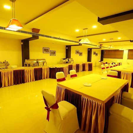 Hotel Hillway Park Kollam Zewnętrze zdjęcie