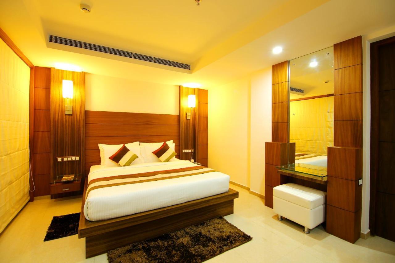 Hotel Hillway Park Kollam Zewnętrze zdjęcie