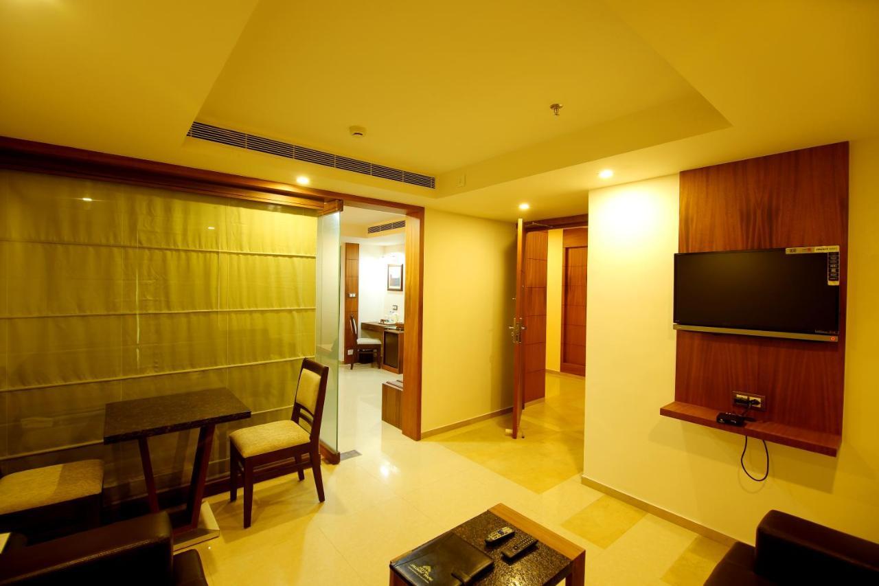 Hotel Hillway Park Kollam Zewnętrze zdjęcie