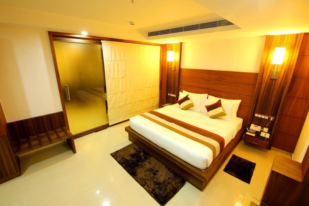 Hotel Hillway Park Kollam Zewnętrze zdjęcie