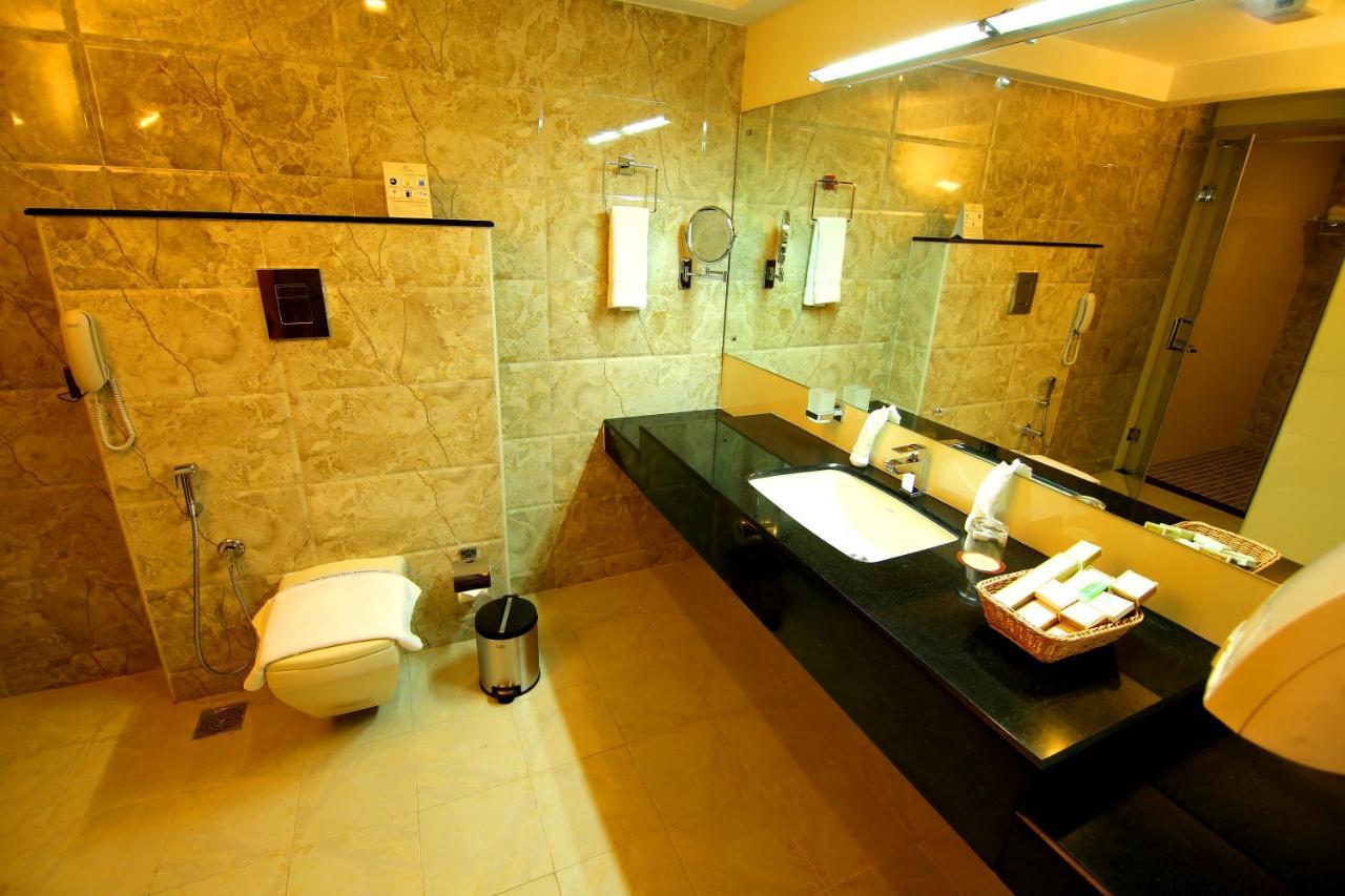 Hotel Hillway Park Kollam Zewnętrze zdjęcie
