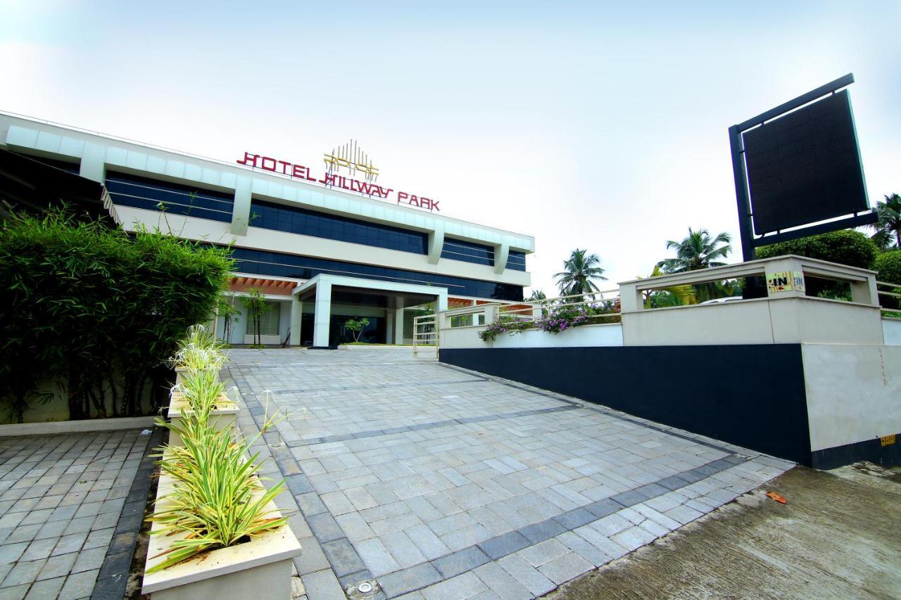 Hotel Hillway Park Kollam Zewnętrze zdjęcie