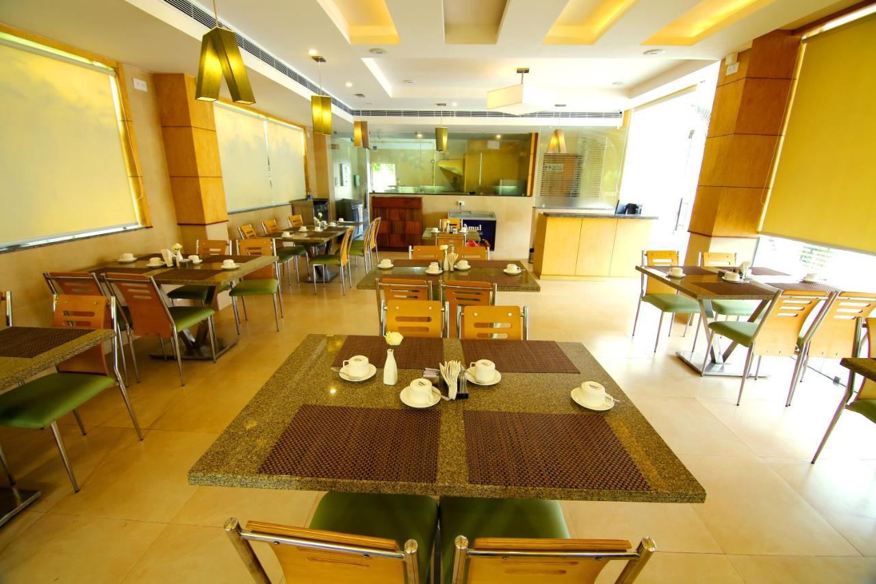 Hotel Hillway Park Kollam Zewnętrze zdjęcie