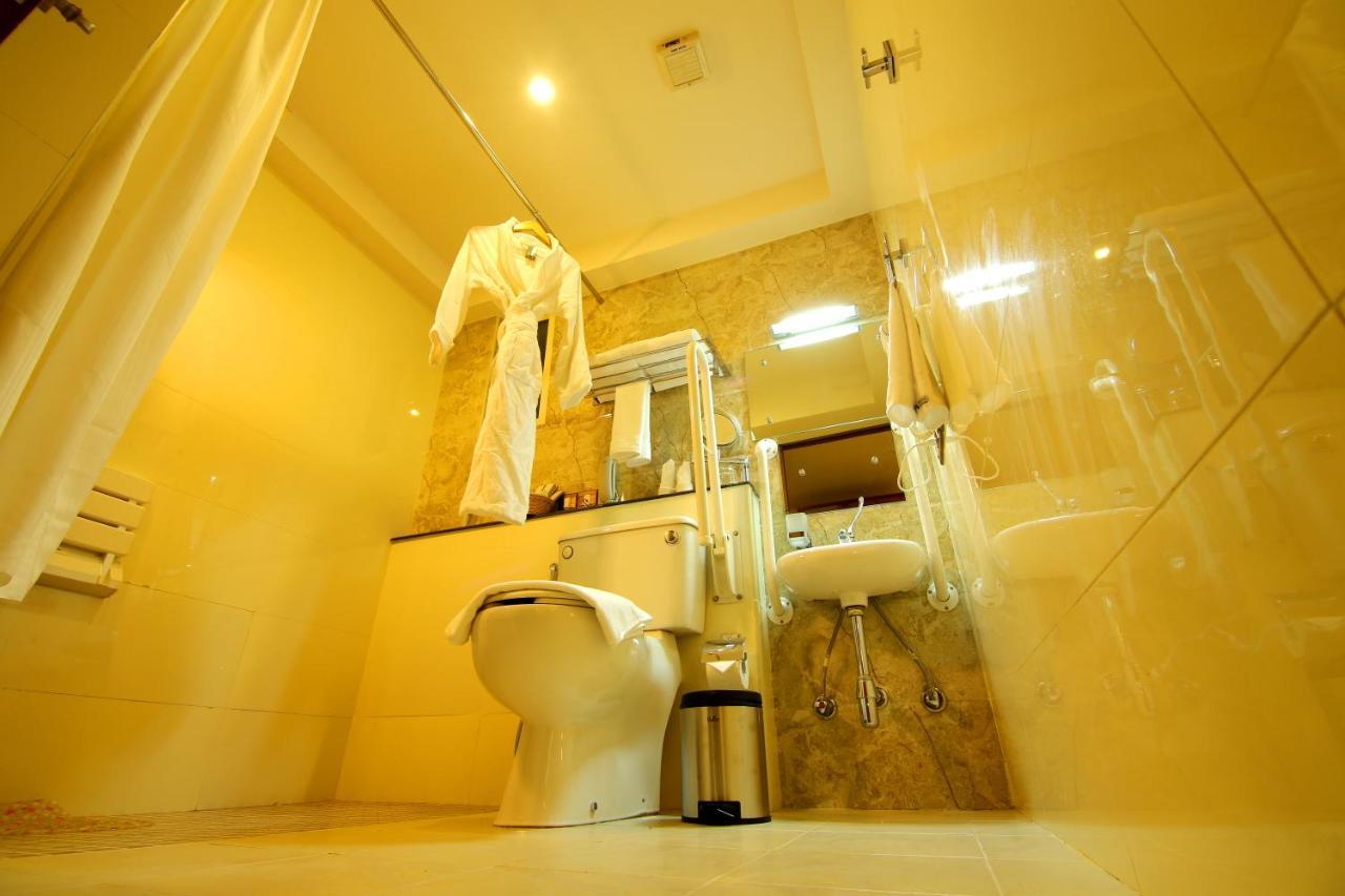 Hotel Hillway Park Kollam Zewnętrze zdjęcie
